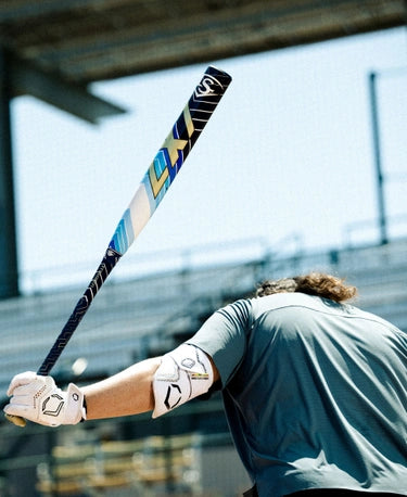 Load image into Gallery viewer, 2024 LOUISVILLE SLUGGER LXT® (-10) FASTPITCH BAT
