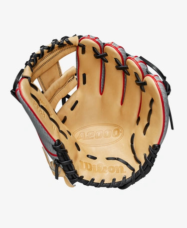 Load image into Gallery viewer, WILSON 2023 A2000 PF88SS 11.25” INFIELD BASEBALL GLOVE
